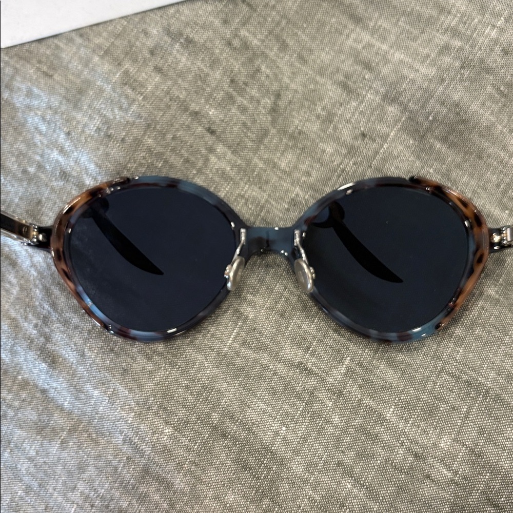DIOR UMBRAGE HAVANA SUNGLASSES - Picture 9 of 13